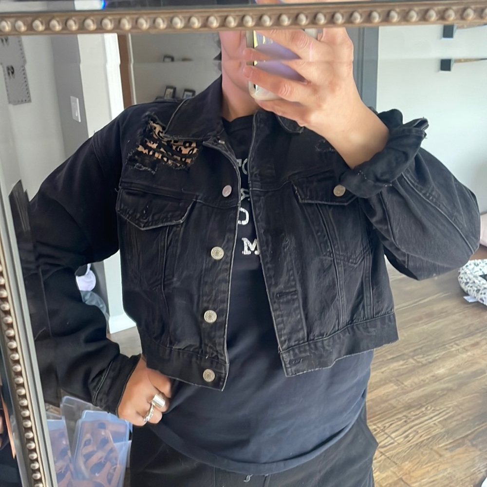 Distressed, crop leopard jean jacket